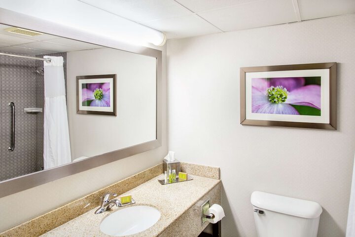 Room 14 of 34
