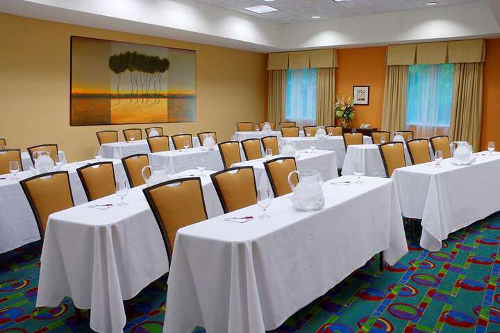 Room 10 of 20