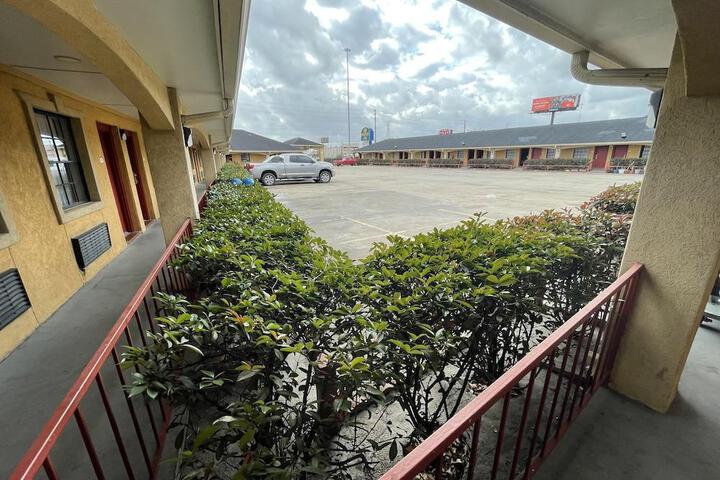Parkway Inn Channelview