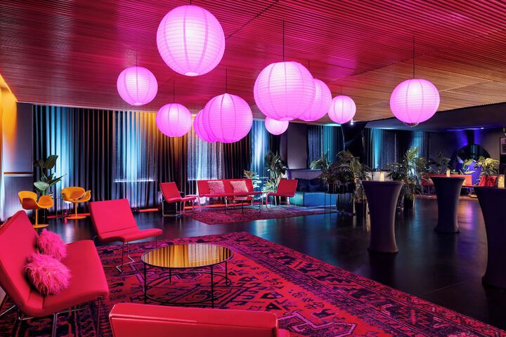 Ballroom/Hall 82 of 86