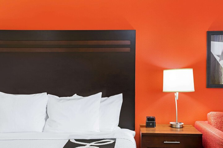 La Quinta Inn & Suites by Wyndham Pecos