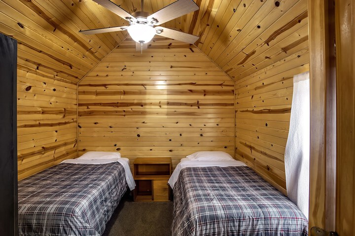 Big River Escape Riverside Cabins