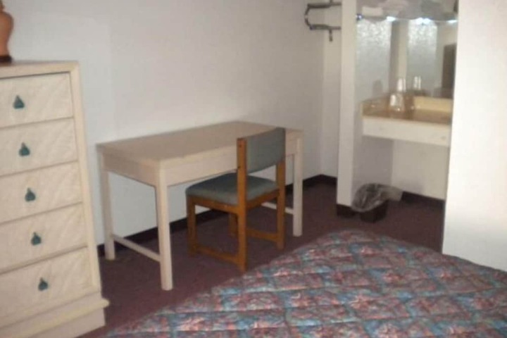 Heritage Inn