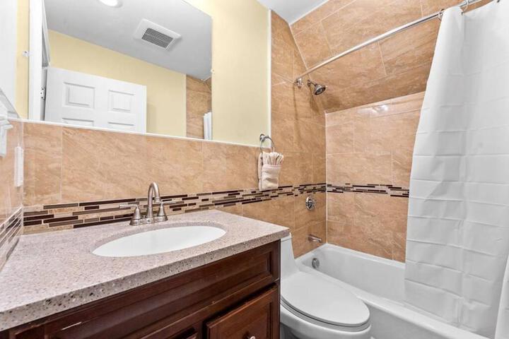 555-2 6BR Quincy - Spacious Apt near Boston - Perry Beach