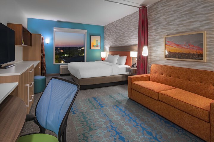 Room 21 of 35