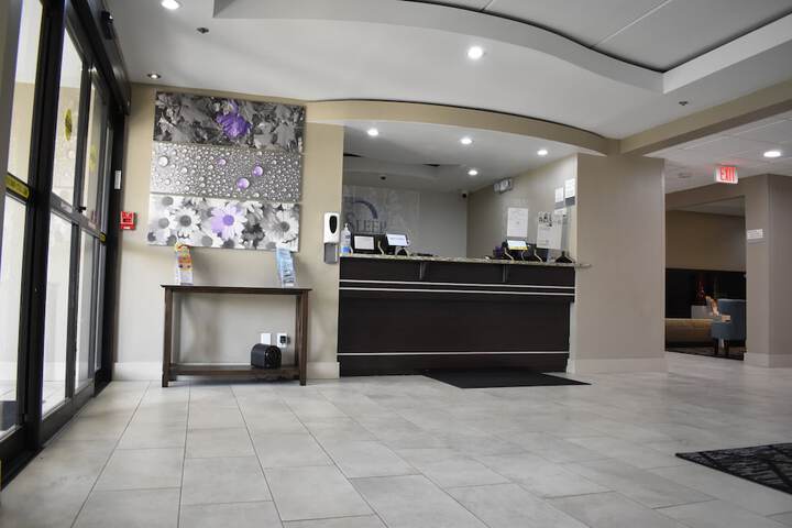 Hotel Interior 26 of 142