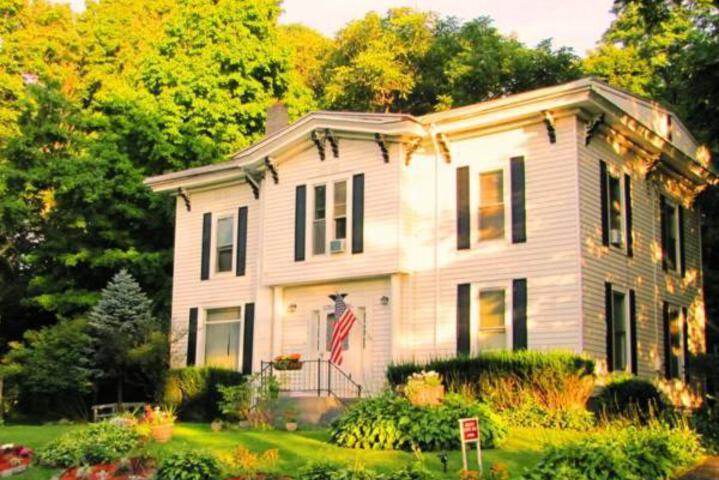 Kountry Living Bed and Breakfast