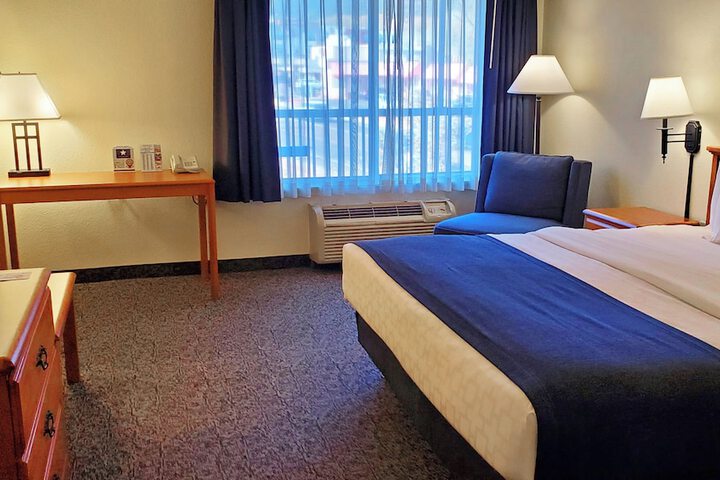 Room 27 of 50