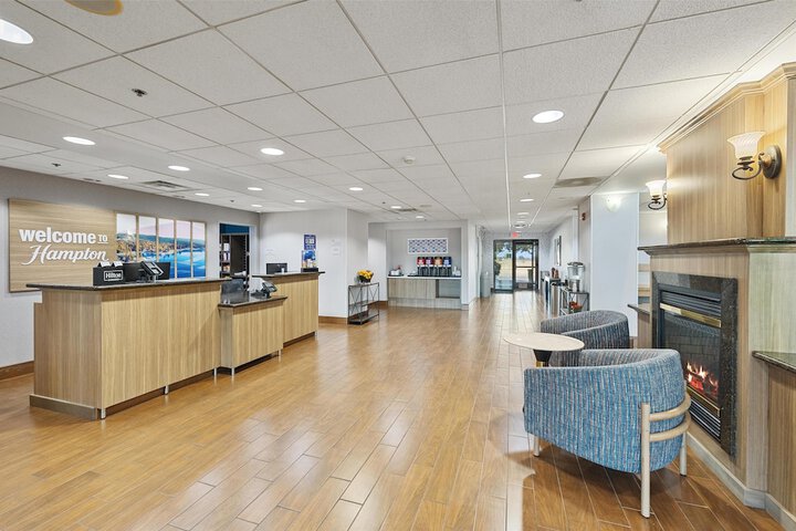 Hampton Inn & Suites Madera