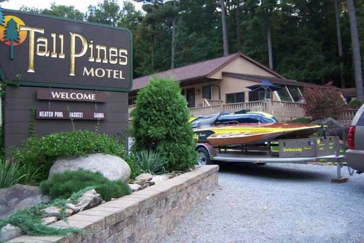 Hotel 7 of 65