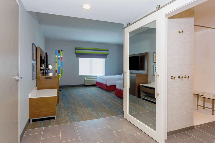 Room 18 of 43