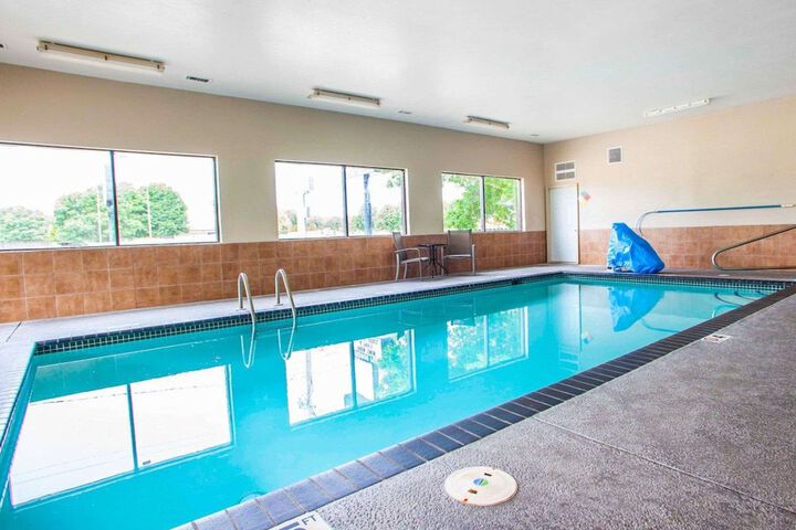Pool 2 of 59