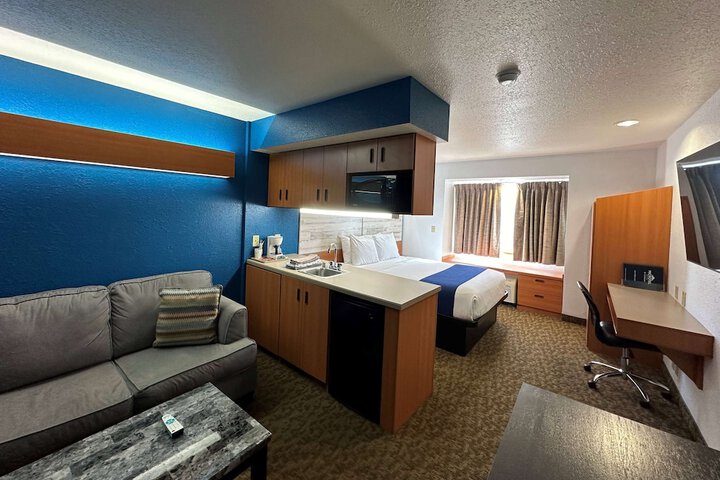 Microtel Inn & Suites by Wyndham Tomah