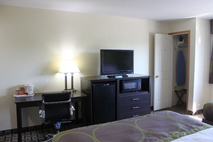 Room 44 of 58