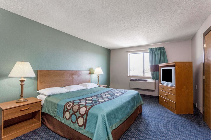 Room 21 of 31