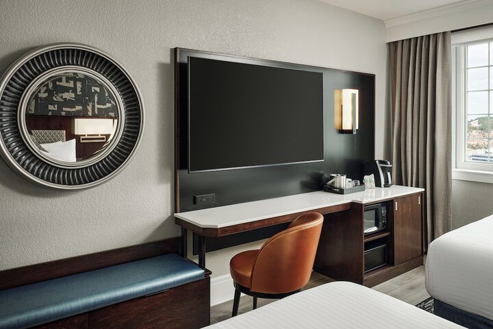Hotel Alex Johnson Rapid City Curio Collection by Hilton