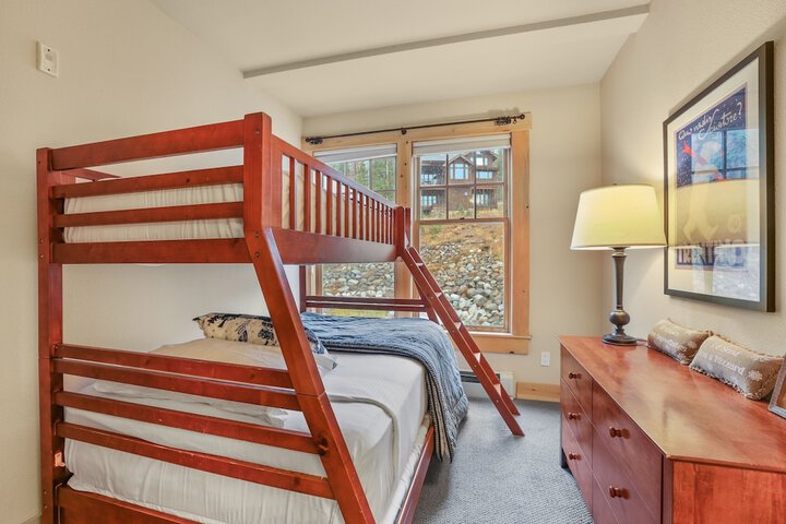 Grandeur at Elevation 3 Bedroom Loft 3 Condo