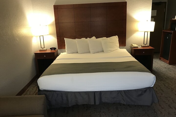 Room 56 of 70