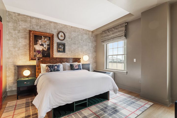 Hotel Indigo Baton Rouge Downtown by IHG