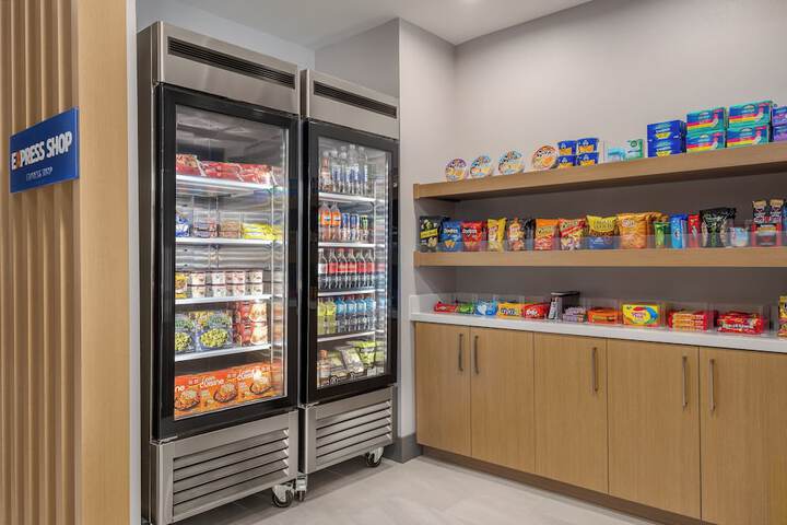 Holiday Inn Express & Suites DFW Airport Southwest - Euless