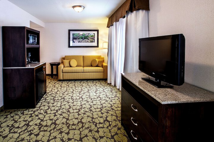 Room 48 of 115