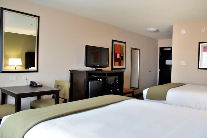 Room 16 of 63