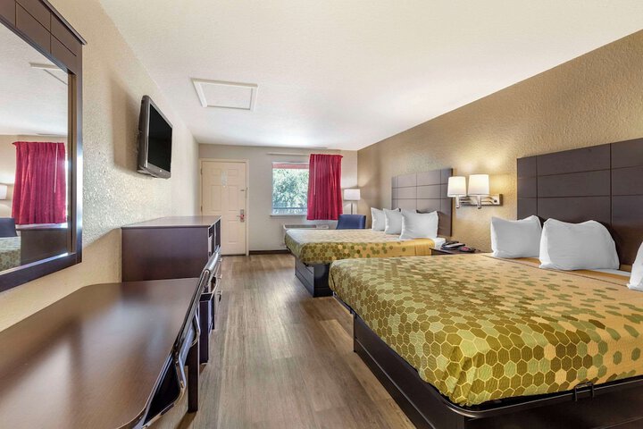 Room 40 of 45