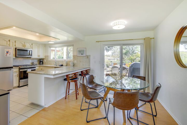 Lakefront Grover Beach Home Walk to Ocean!