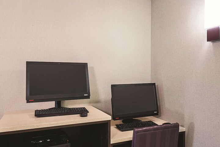 Business Center 50 of 50