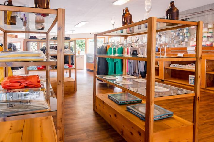 Gift Shop 111 of 130