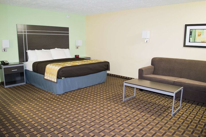Room 14 of 25