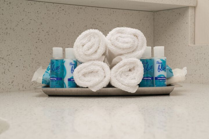 Encore Suites by Service Plus Inns