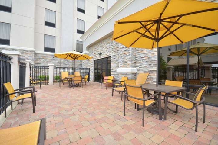 Hampton Inn & Suites Tulsa / Catoosa
