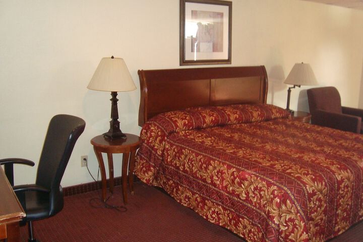 Room 26 of 34