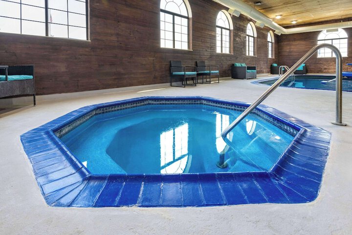 Pool 7 of 76