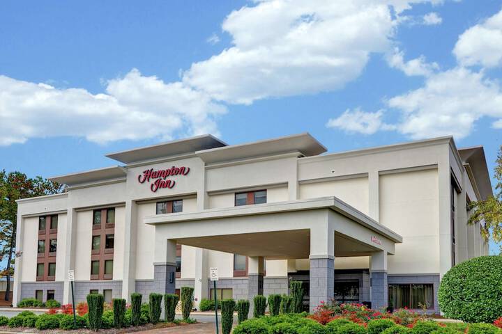 Hotel 2 of 43