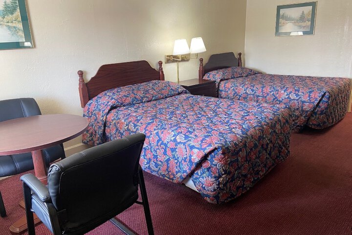 Room 5 of 19
