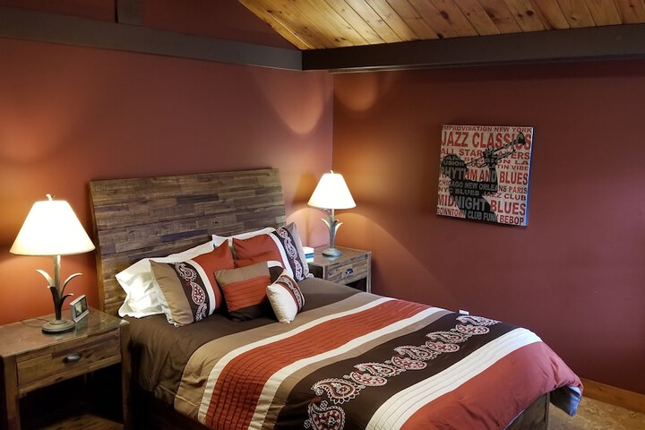 Room 32 of 69