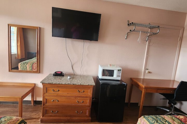 Room 29 of 32