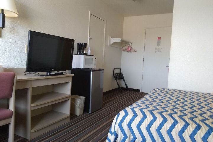 Room 22 of 43