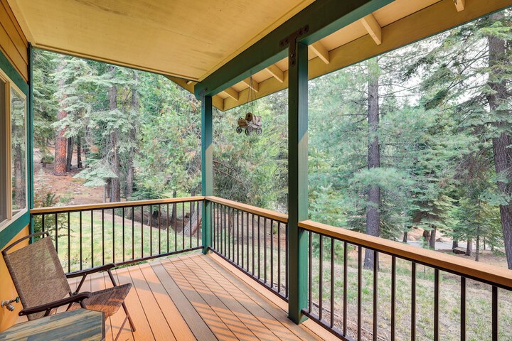 Cozy Chester Home w / Patio & Lake Access!