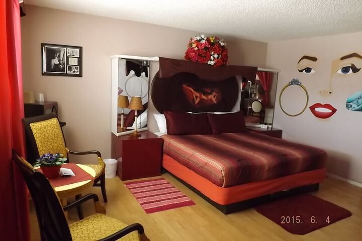 Room 29 of 41