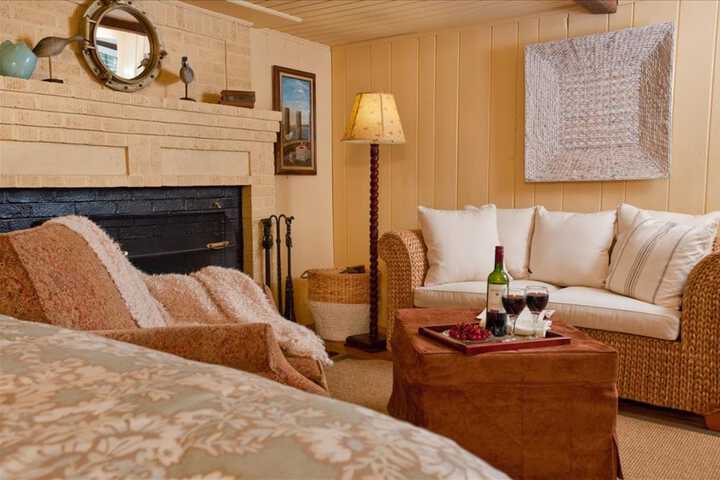 Room 54 of 142