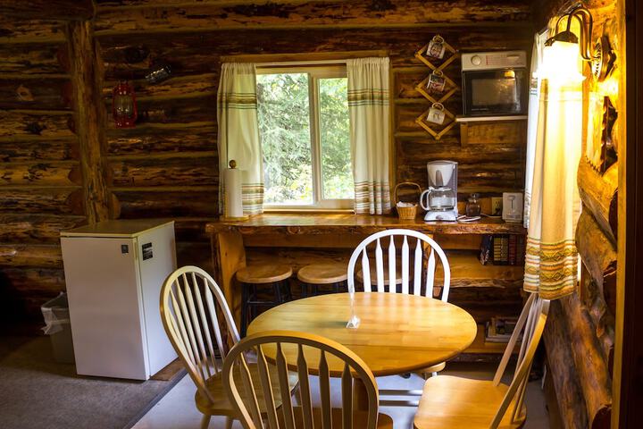 Midnight Sun Log Cabins