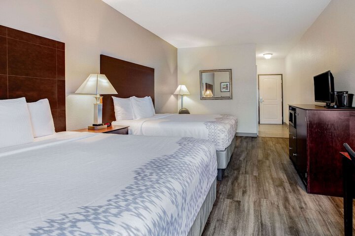 La Quinta Inn & Suites by Wyndham McKinney