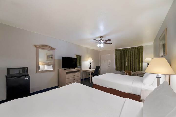 Room 34 of 38