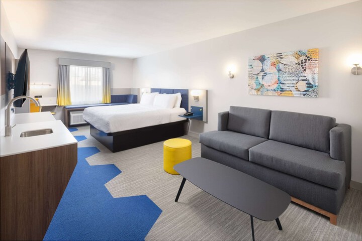 Room 30 of 41