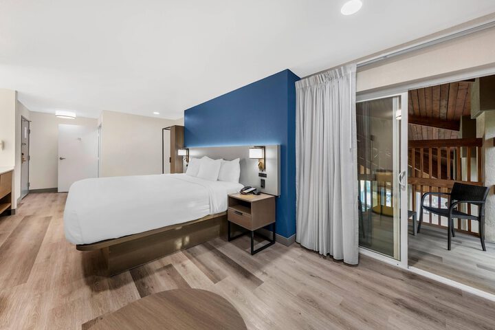 Comfort Inn Fontana