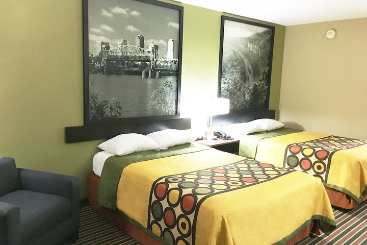Super 8 by Wyndham Bryant Little Rock Area