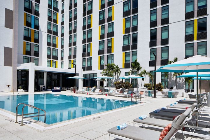 Pool 4 of 28